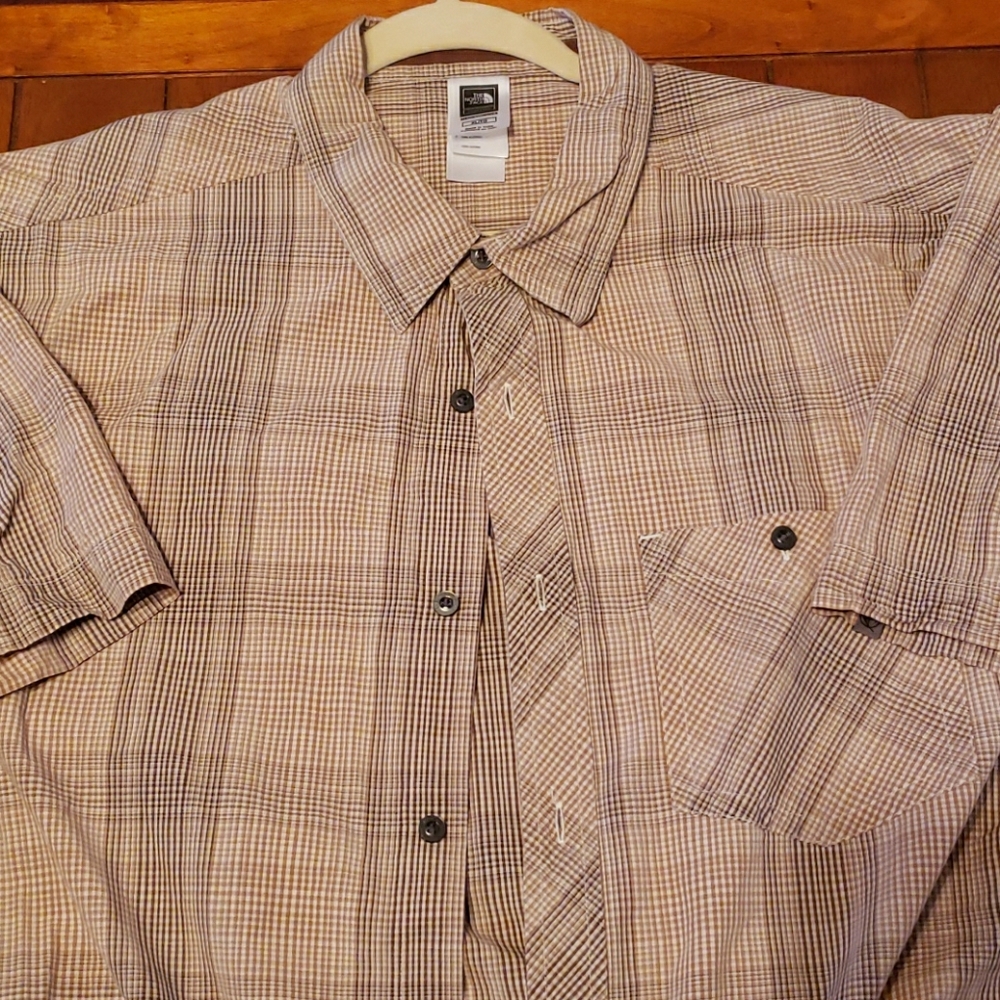 North Face Men's XL Plaid SS Casual Dress Shirt